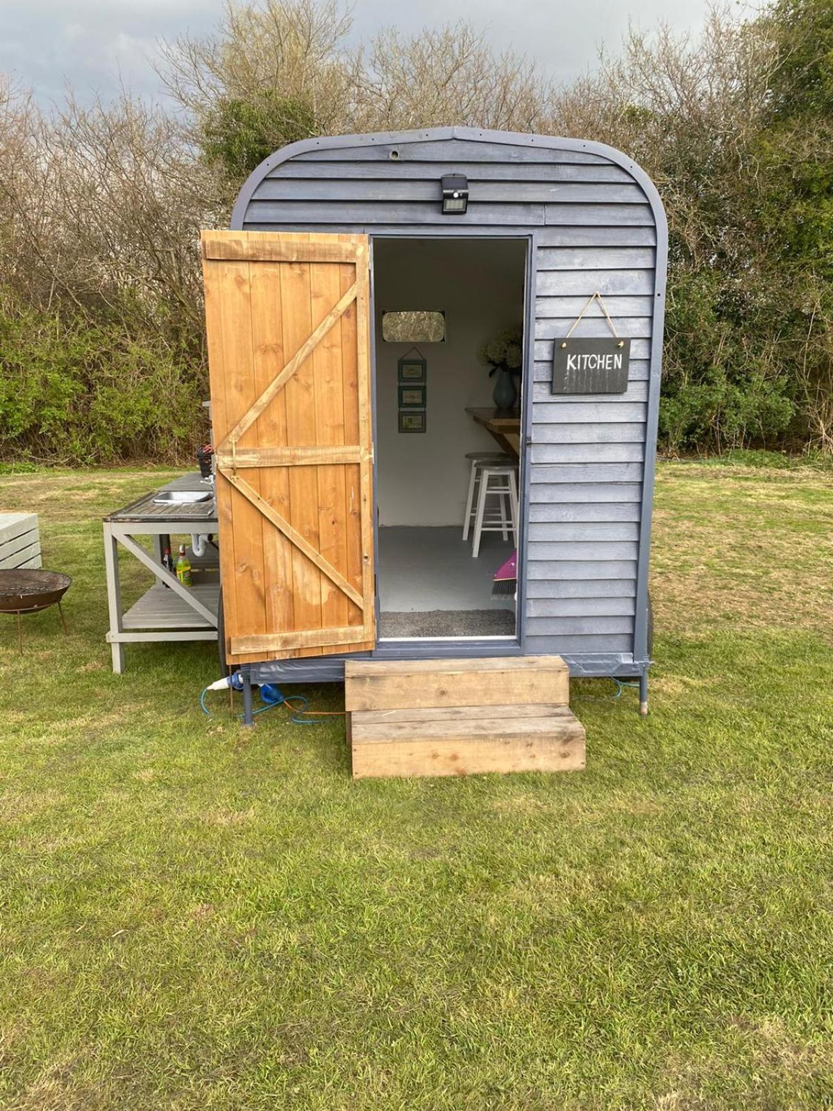 Hopgarden Glamping - Luxury 6M Bell Tent Wadhurst المظهر الخارجي الصورة