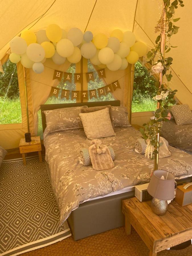 Hopgarden Glamping - Luxury 6M Bell Tent Wadhurst المظهر الخارجي الصورة
