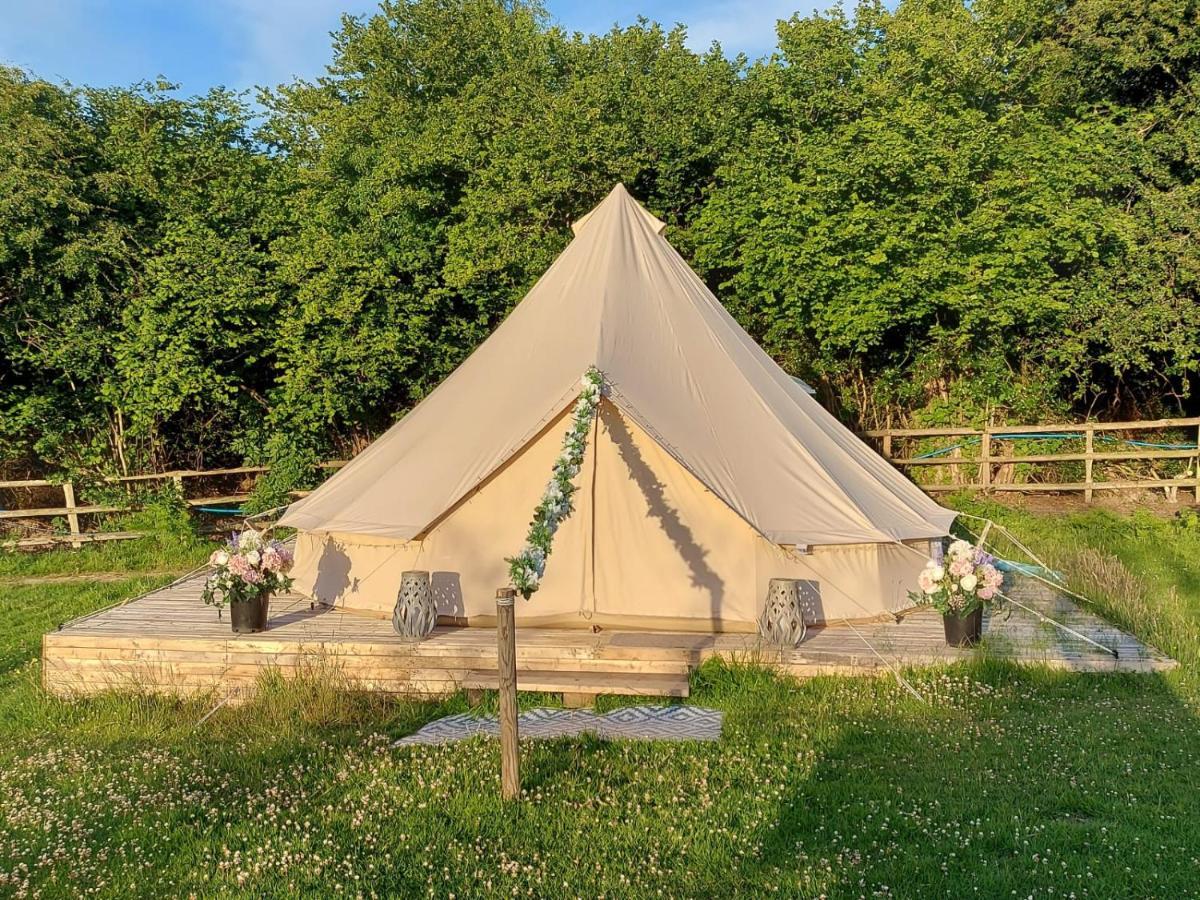 Hopgarden Glamping - Luxury 6M Bell Tent Wadhurst المظهر الخارجي الصورة