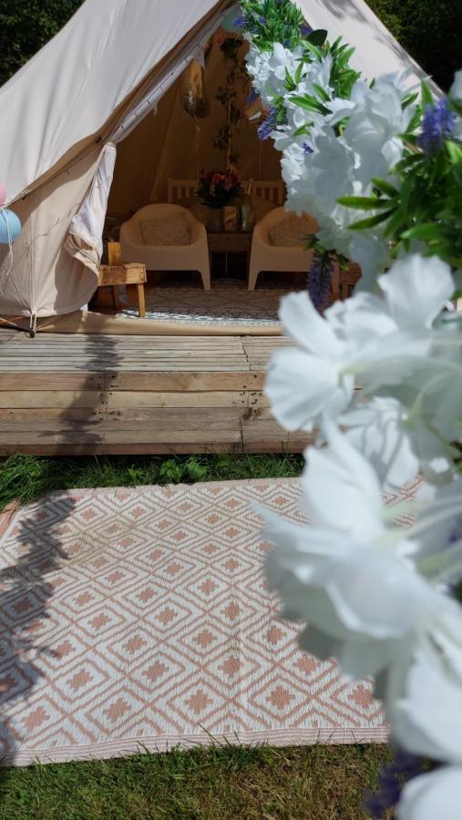 Hopgarden Glamping - Luxury 6M Bell Tent Wadhurst المظهر الخارجي الصورة