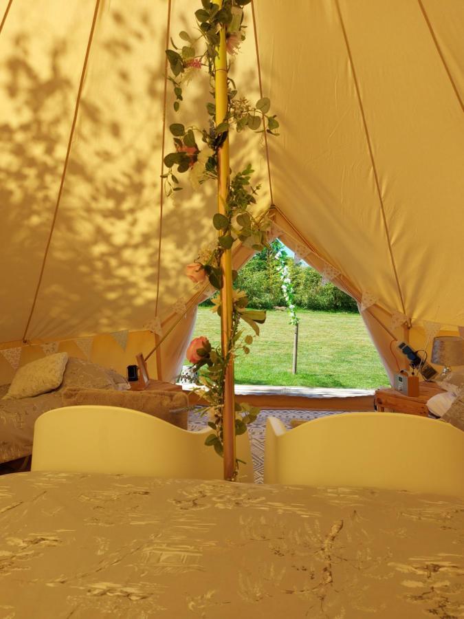Hopgarden Glamping - Luxury 6M Bell Tent Wadhurst المظهر الخارجي الصورة