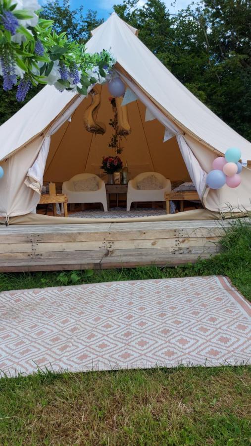 Hopgarden Glamping - Luxury 6M Bell Tent Wadhurst المظهر الخارجي الصورة