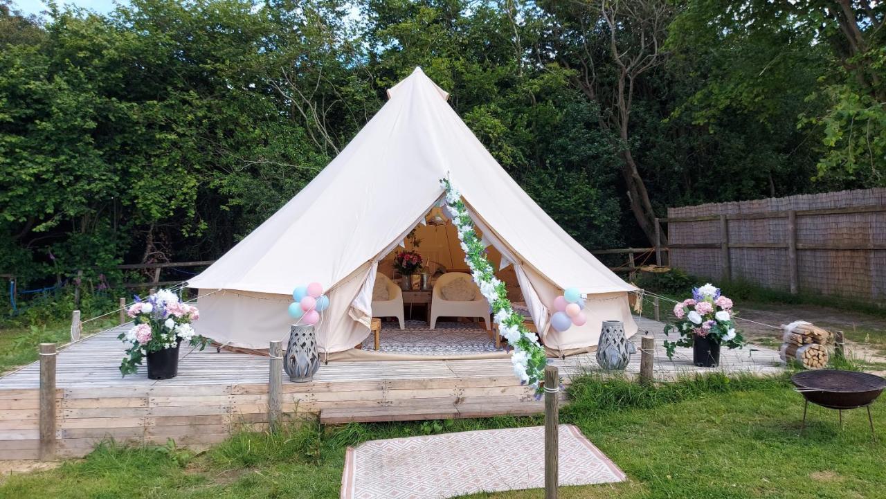Hopgarden Glamping - Luxury 6M Bell Tent Wadhurst المظهر الخارجي الصورة